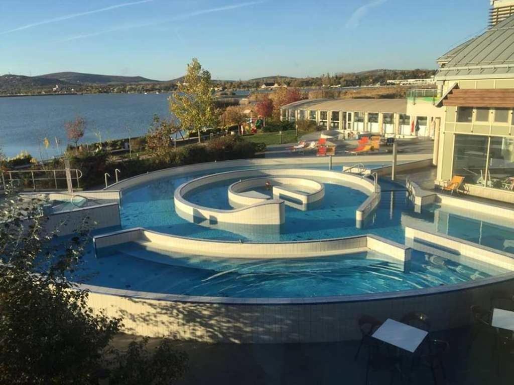 Azur Apartman Apartment Velence Exterior foto
